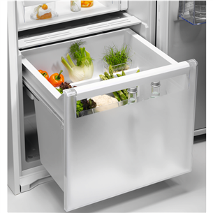 Electrolux 600 Series, 310 L, height 178 cm - Built-in cooler